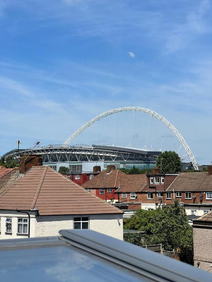 Villa Wembley Stadium 5 Star Brand New Luxury Sleeps 14 With Parking London Exterior foto