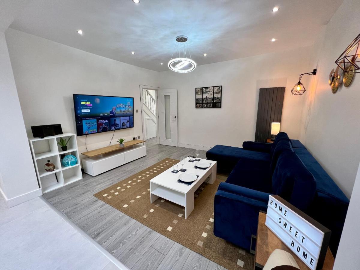 Villa Wembley Stadium 5 Star Brand New Luxury Sleeps 14 With Parking London Exterior foto