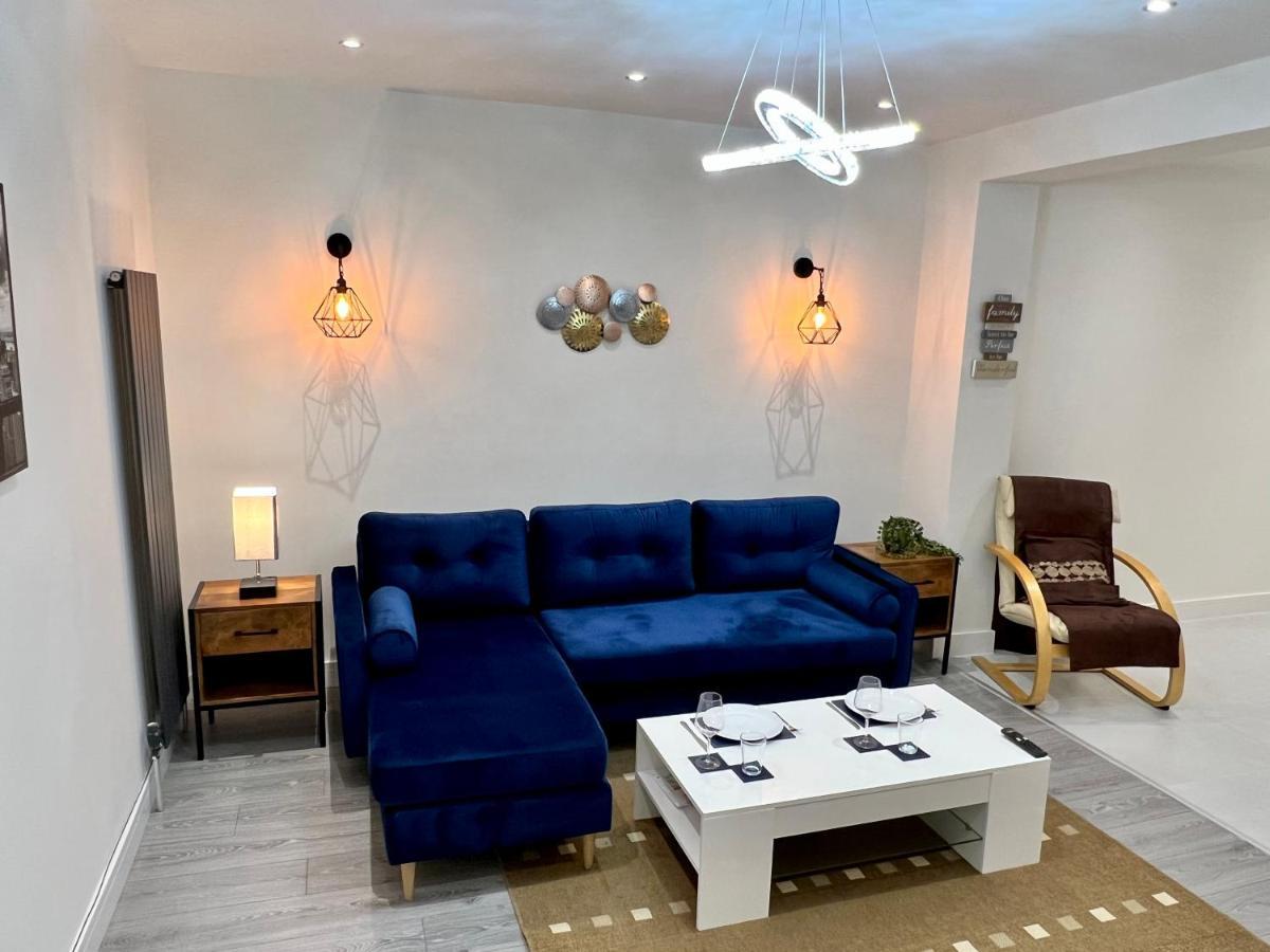 Villa Wembley Stadium 5 Star Brand New Luxury Sleeps 14 With Parking London Exterior foto