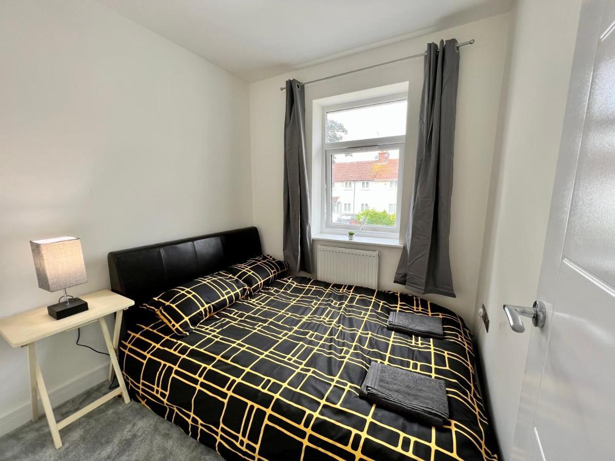 Villa Wembley Stadium 5 Star Brand New Luxury Sleeps 14 With Parking London Exterior foto