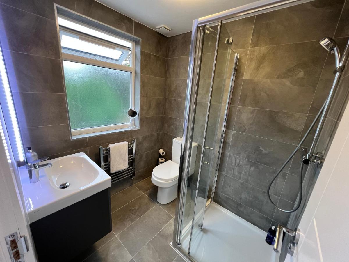 Villa Wembley Stadium 5 Star Brand New Luxury Sleeps 14 With Parking London Exterior foto